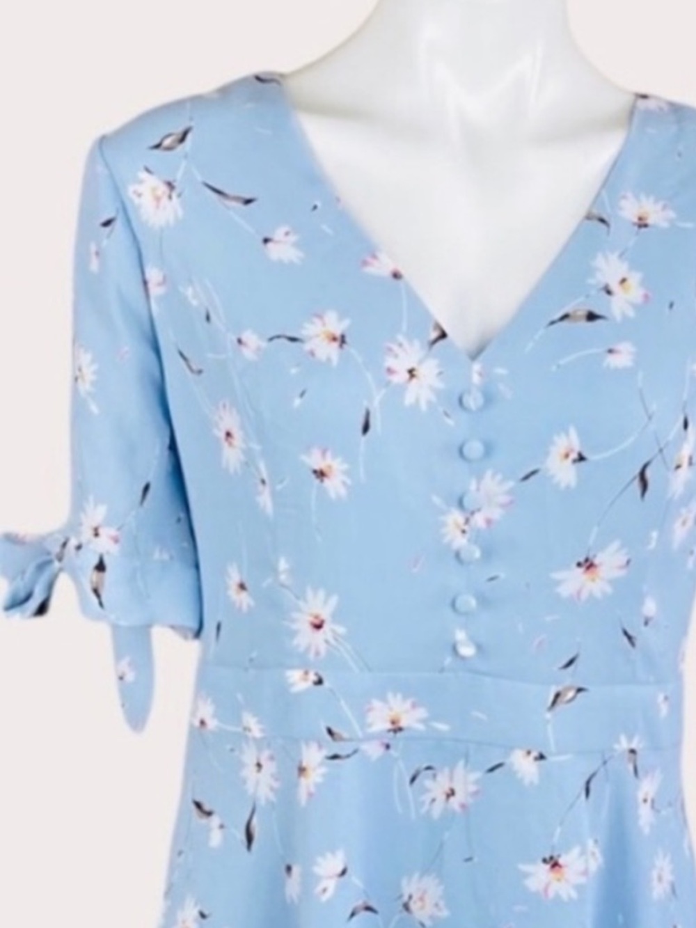 AQUA FIT-AND-FLARE FLORAL PRINT DRESS Size L - Picture 3 of 8